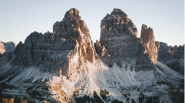 Incredible peaks of Tre Cime Di Lavaredo Incredible peaks of Tre Cime Di Lavaredo