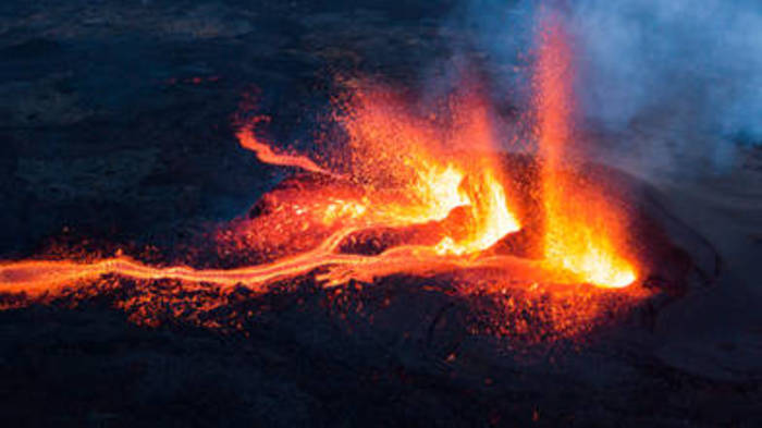 Piton de la Fournaise: Blood of the Earth | AirVuz